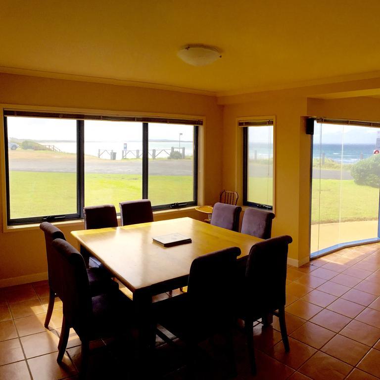 Horizons Beachfront Apartment بور فيري الغرفة الصورة