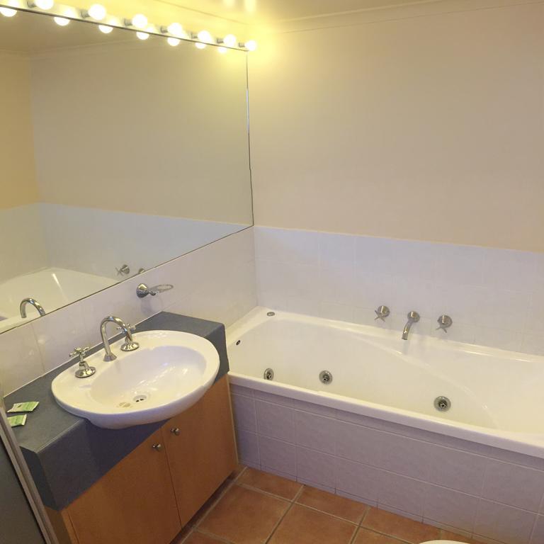 Horizons Beachfront Apartment بور فيري الغرفة الصورة